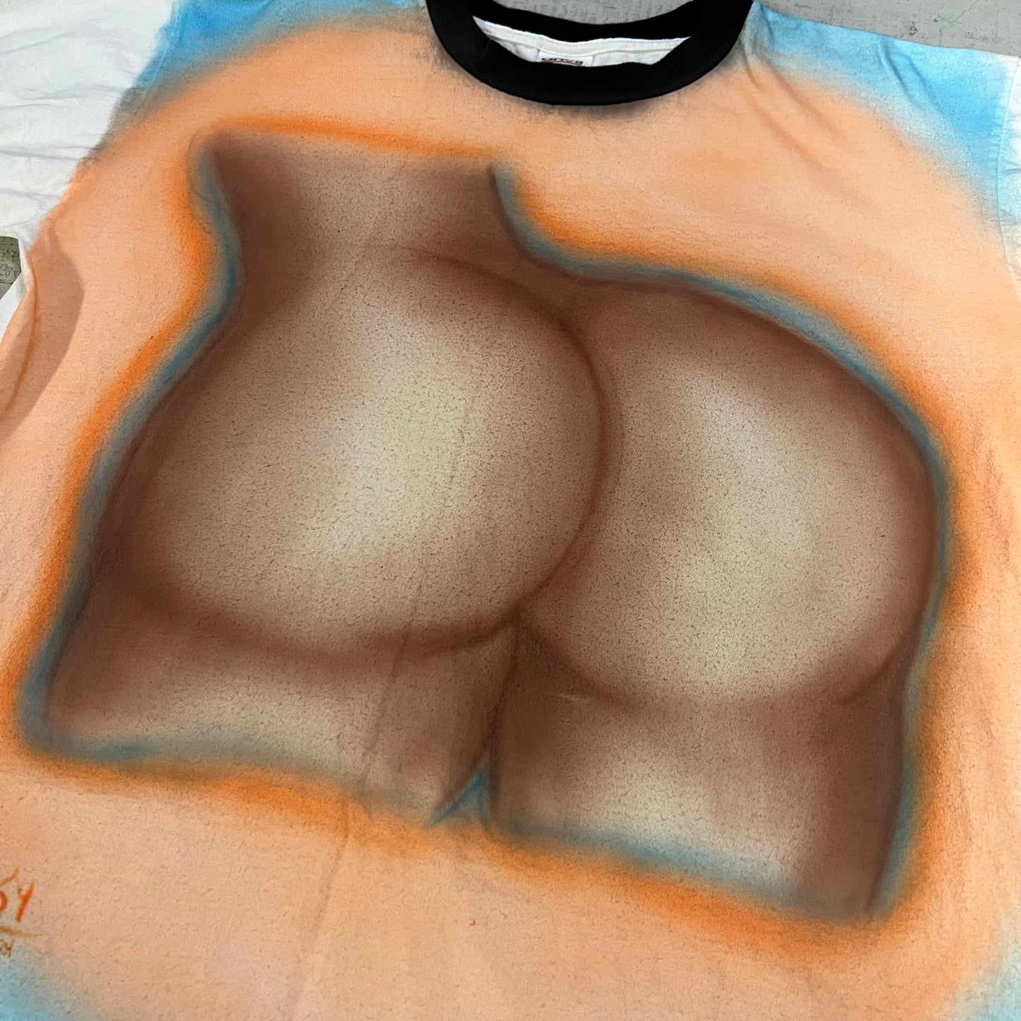 Ringer Booty tee (L)